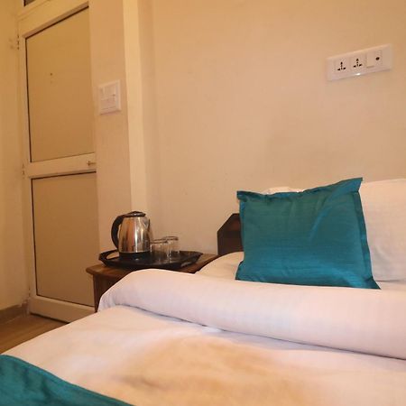 Triple One Hotel Tapovan Rishikesh,Near Laxman Jhula Экстерьер фото