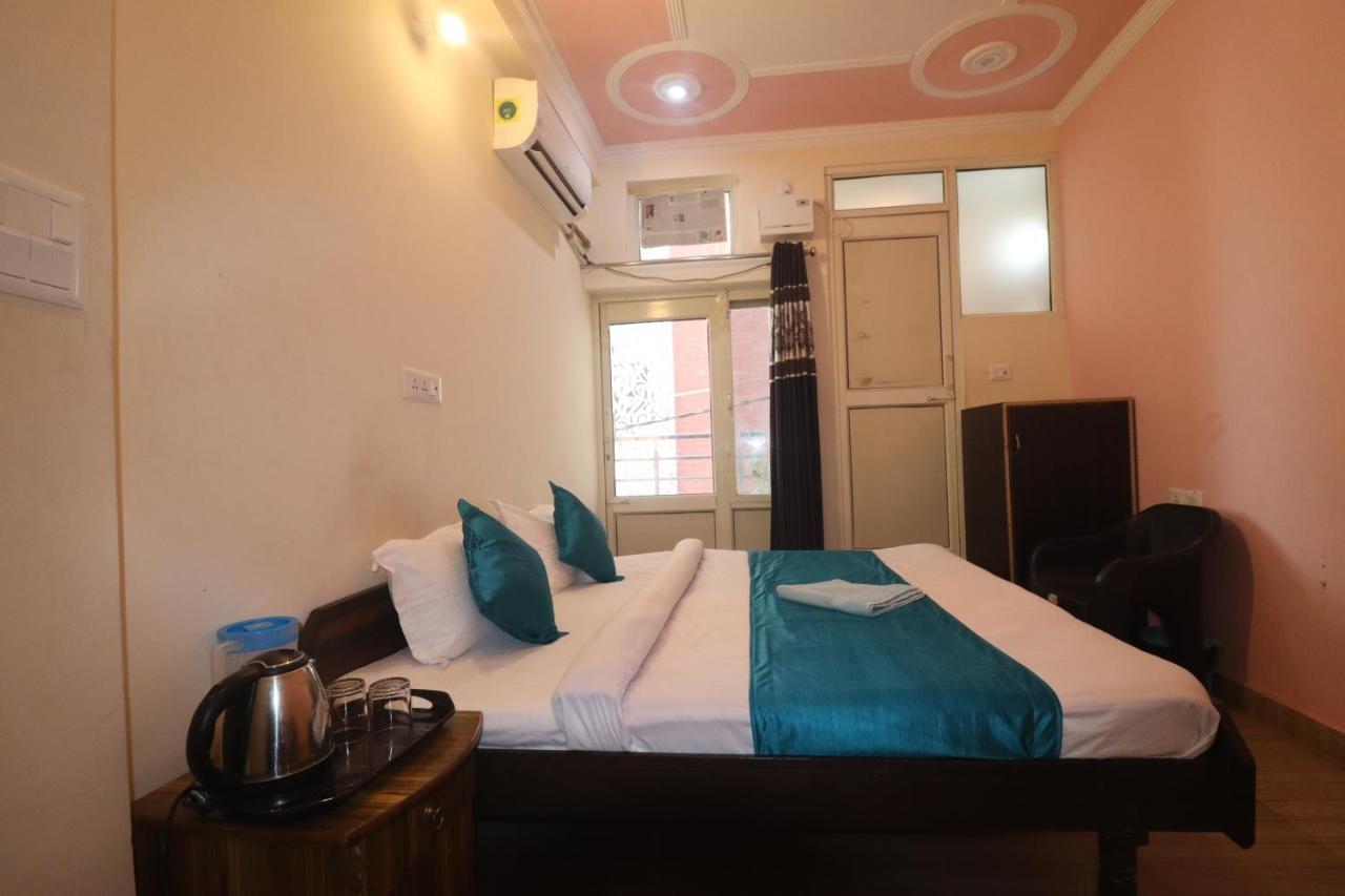 Triple One Hotel Tapovan Rishikesh,Near Laxman Jhula Экстерьер фото