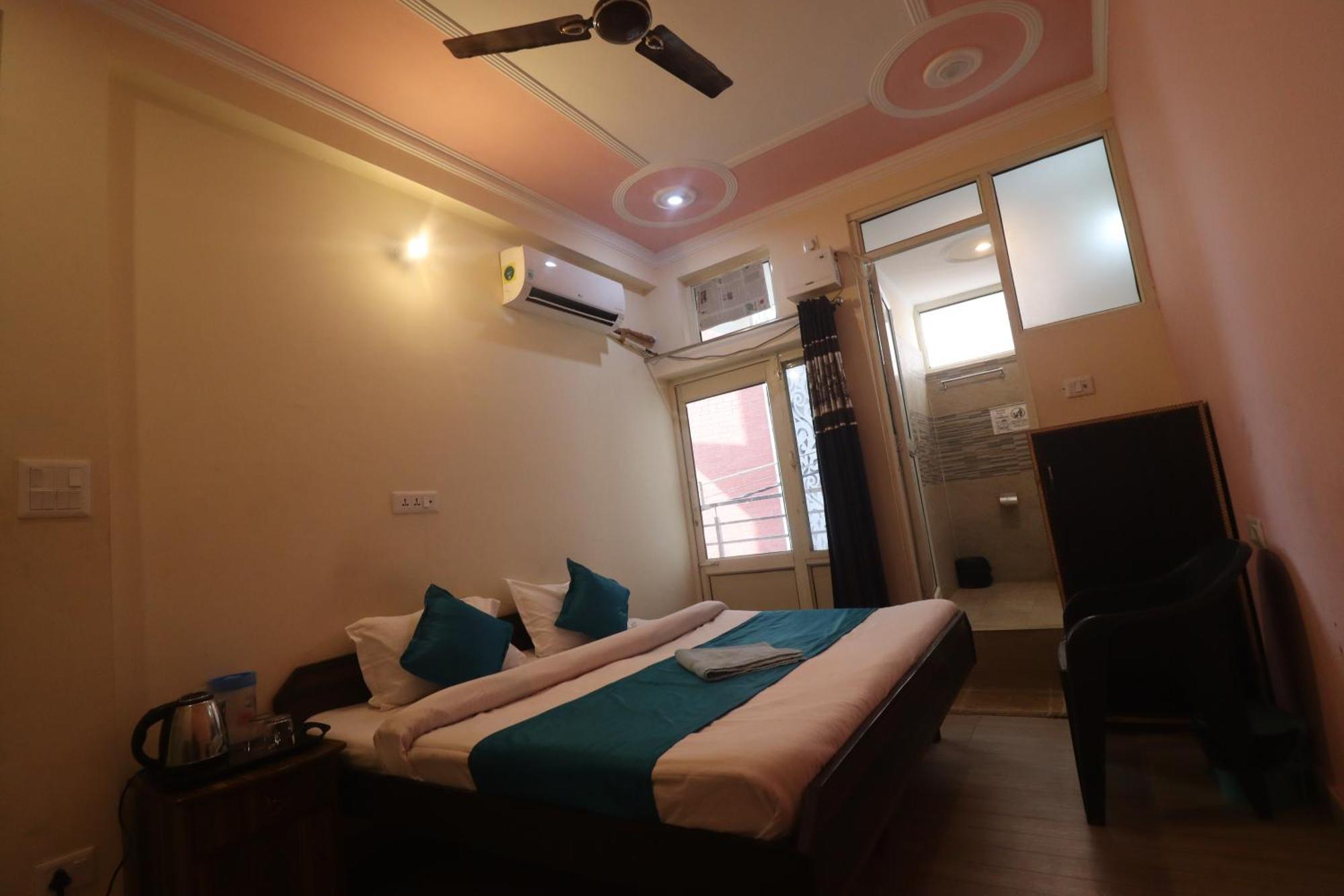 Triple One Hotel Tapovan Rishikesh,Near Laxman Jhula Экстерьер фото