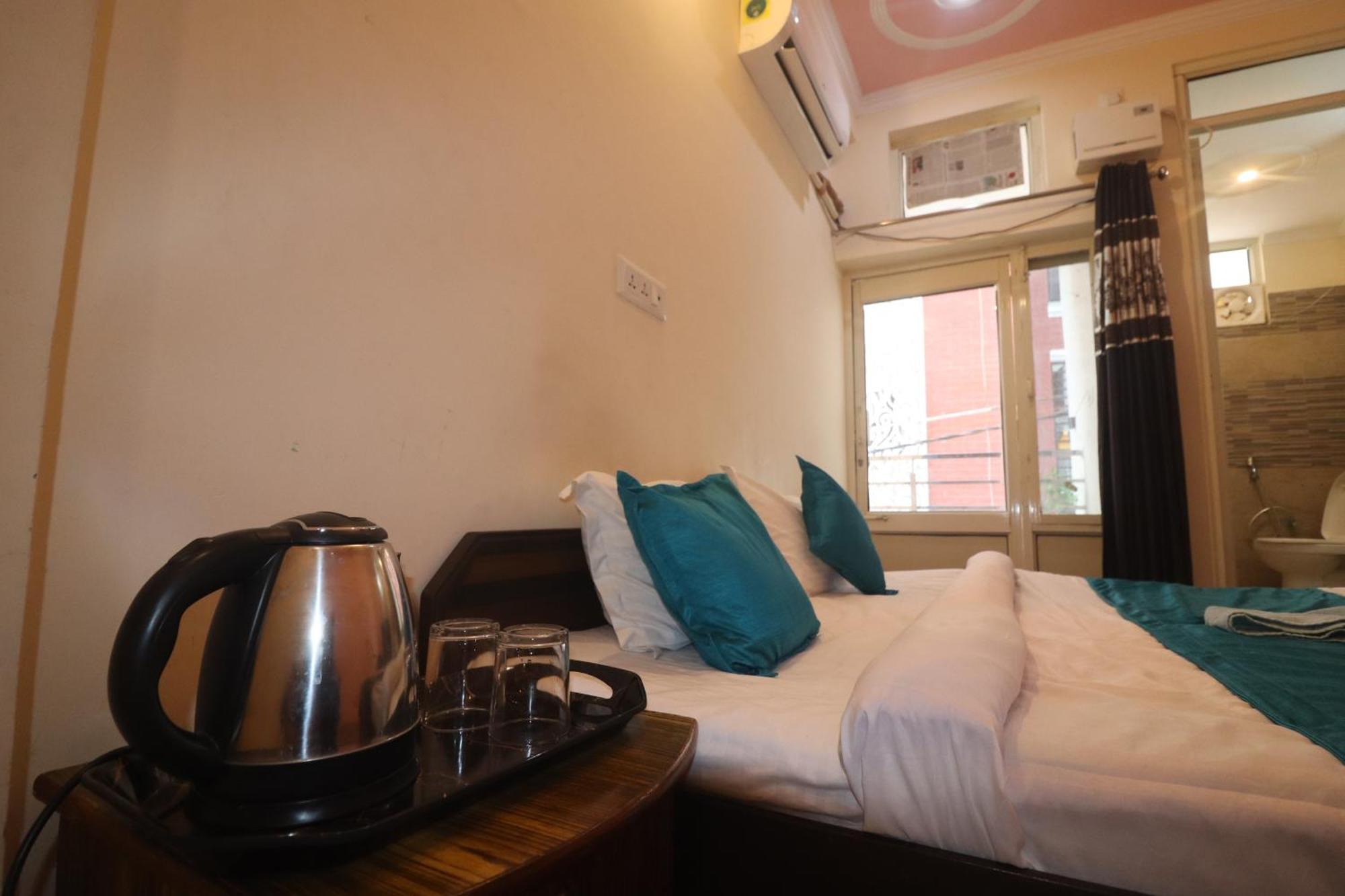 Triple One Hotel Tapovan Rishikesh,Near Laxman Jhula Экстерьер фото